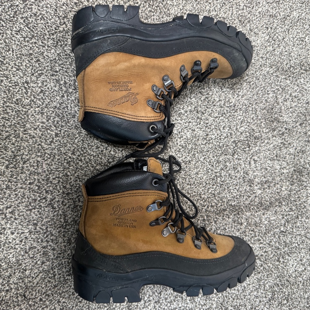 Danner Combat Hiker Boots Brown Leather Waterproof Vibram Sole Size Men 5.5 - Picture 7 of 9